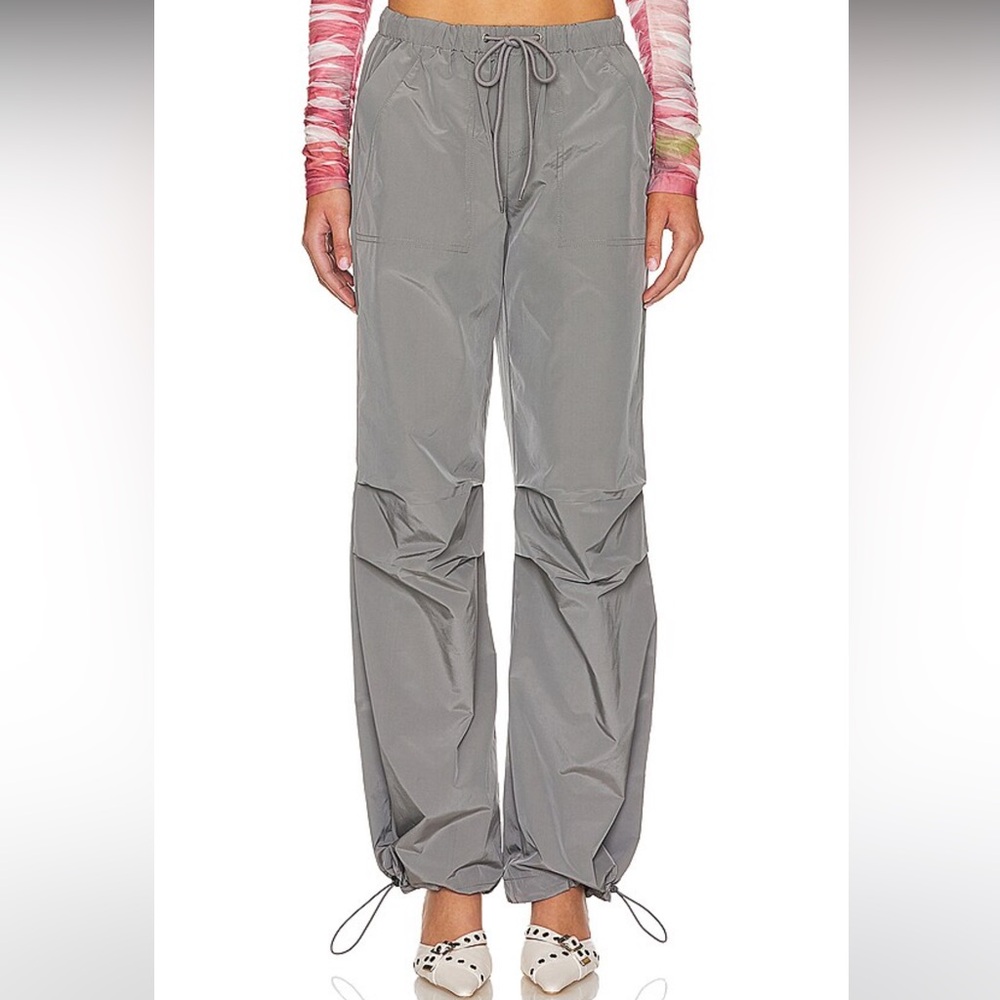 Superdown pant in gray never worn brand new just as the picture